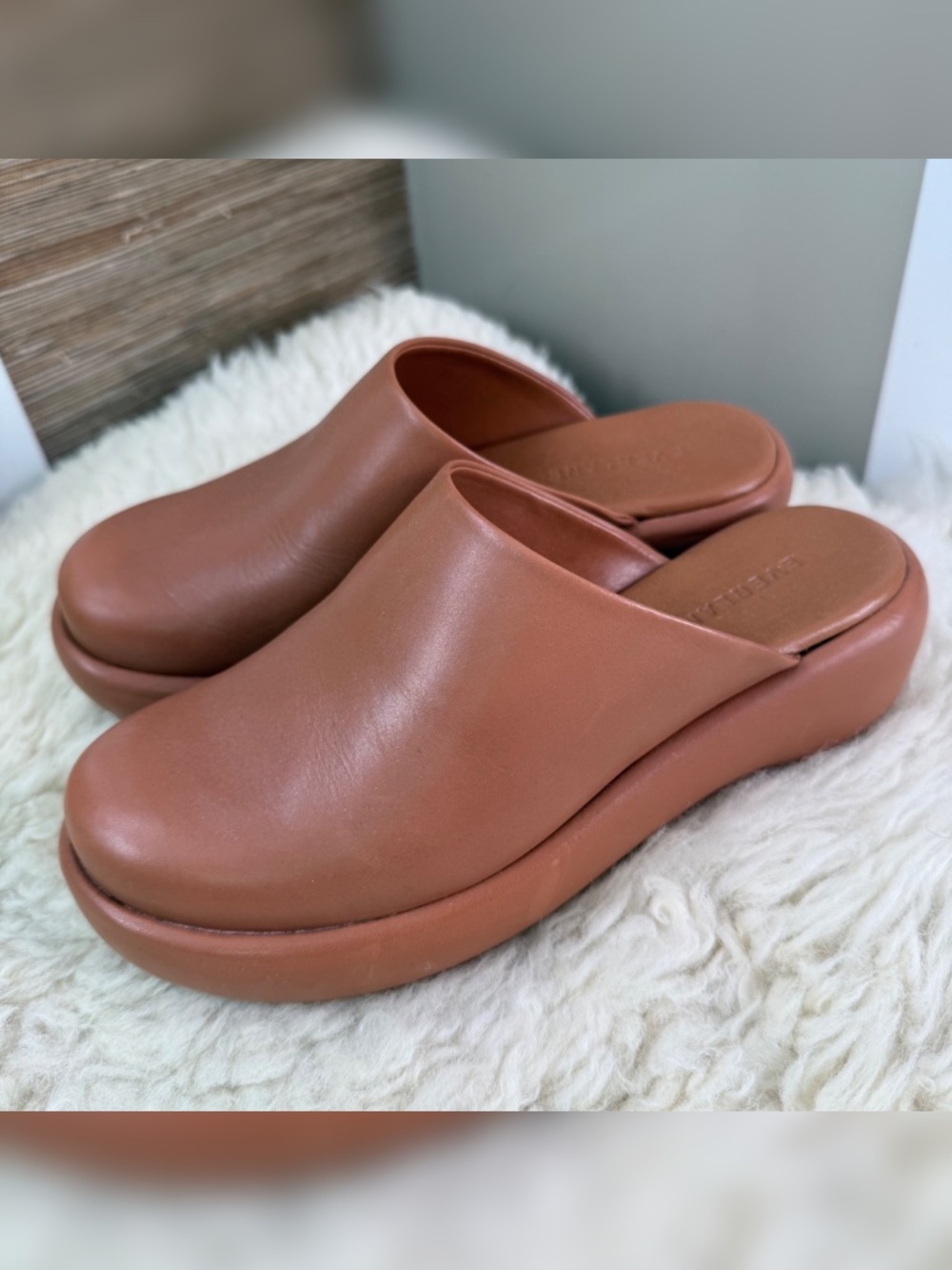 Everlane The Puffa Clog / Puffa Flatform – Brown Leather – Size 6.5